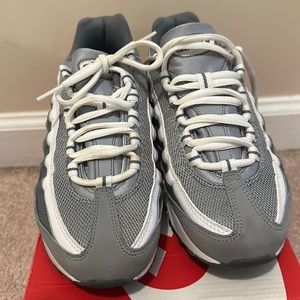 Cool Grey Air Max ‘95 (GS)